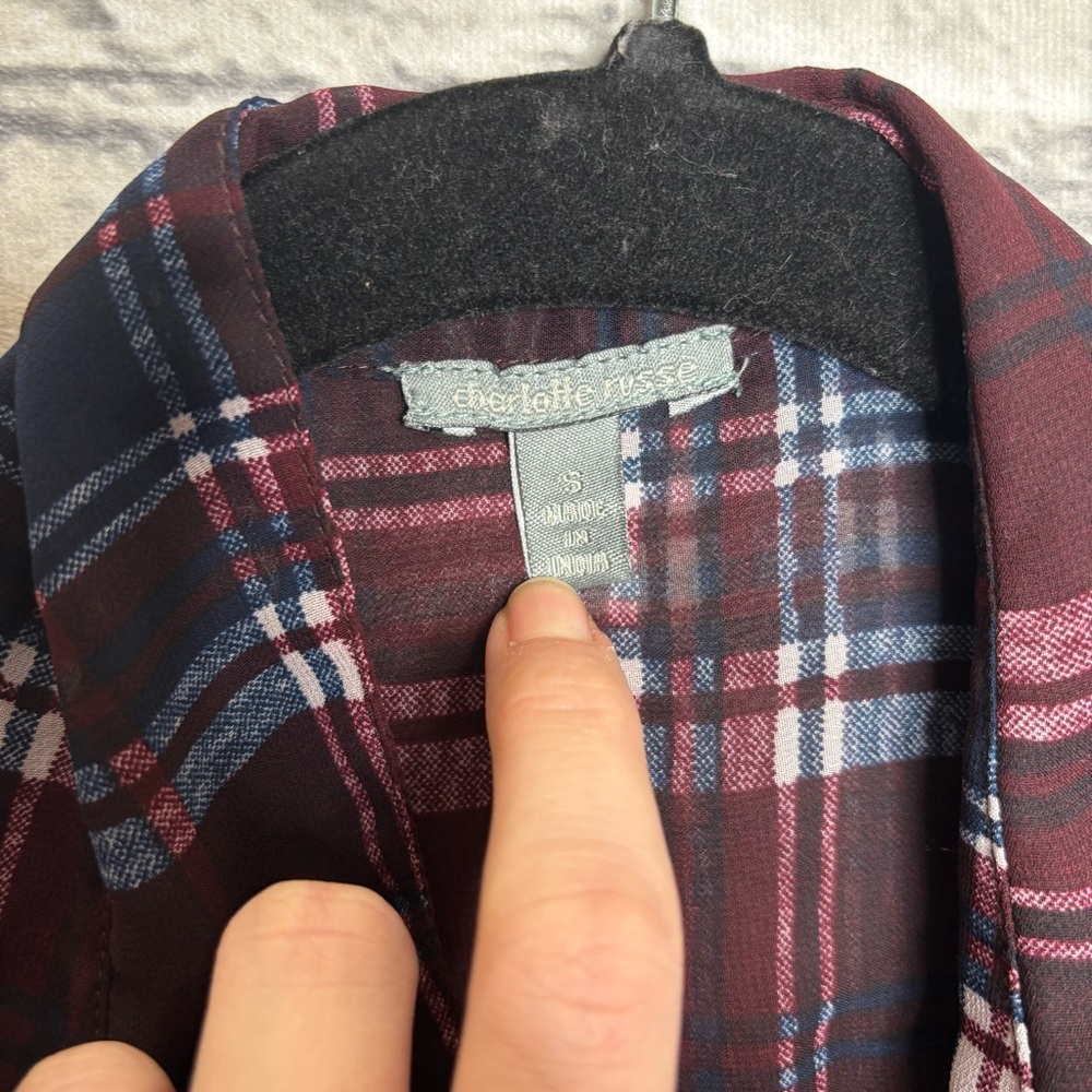 *🌼3/$30🌼Charlotte Russe Plaid Sheer Button Down Top Size Small - Picture 8 of 16